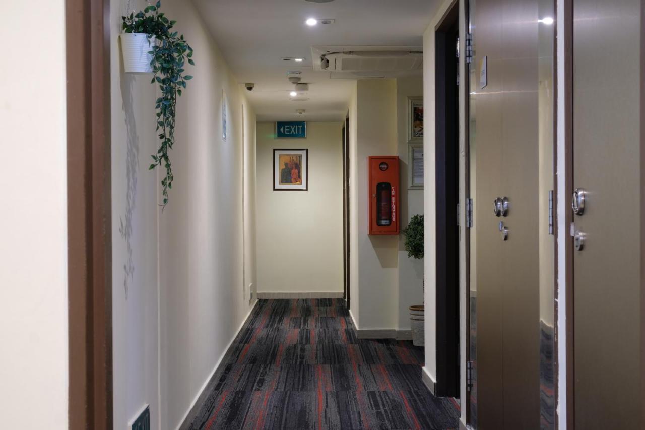 סינגפור Single Sharing Room And Short Hours Stay At Sandpiper Hotel מראה חיצוני תמונה